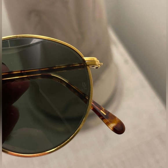 Vintage B&L Sunglasses Round Metal Gold / Black - Picture 4 of 4